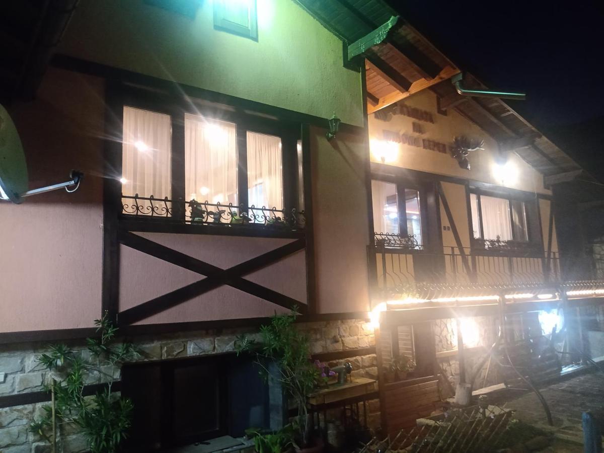 Hotel Кръчмъ При Байката Alpin Ribarica Esterno foto