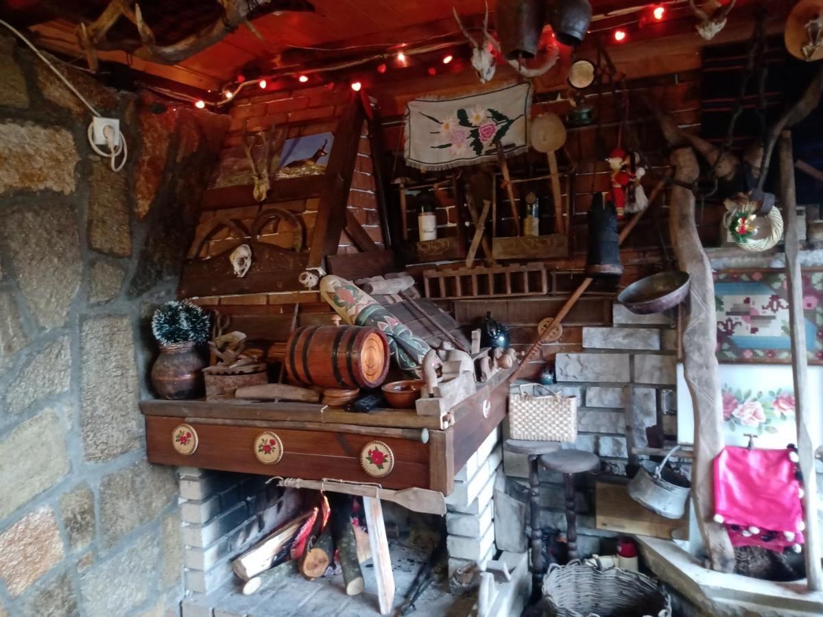 Hotel Кръчмъ При Байката Alpin Ribarica Esterno foto