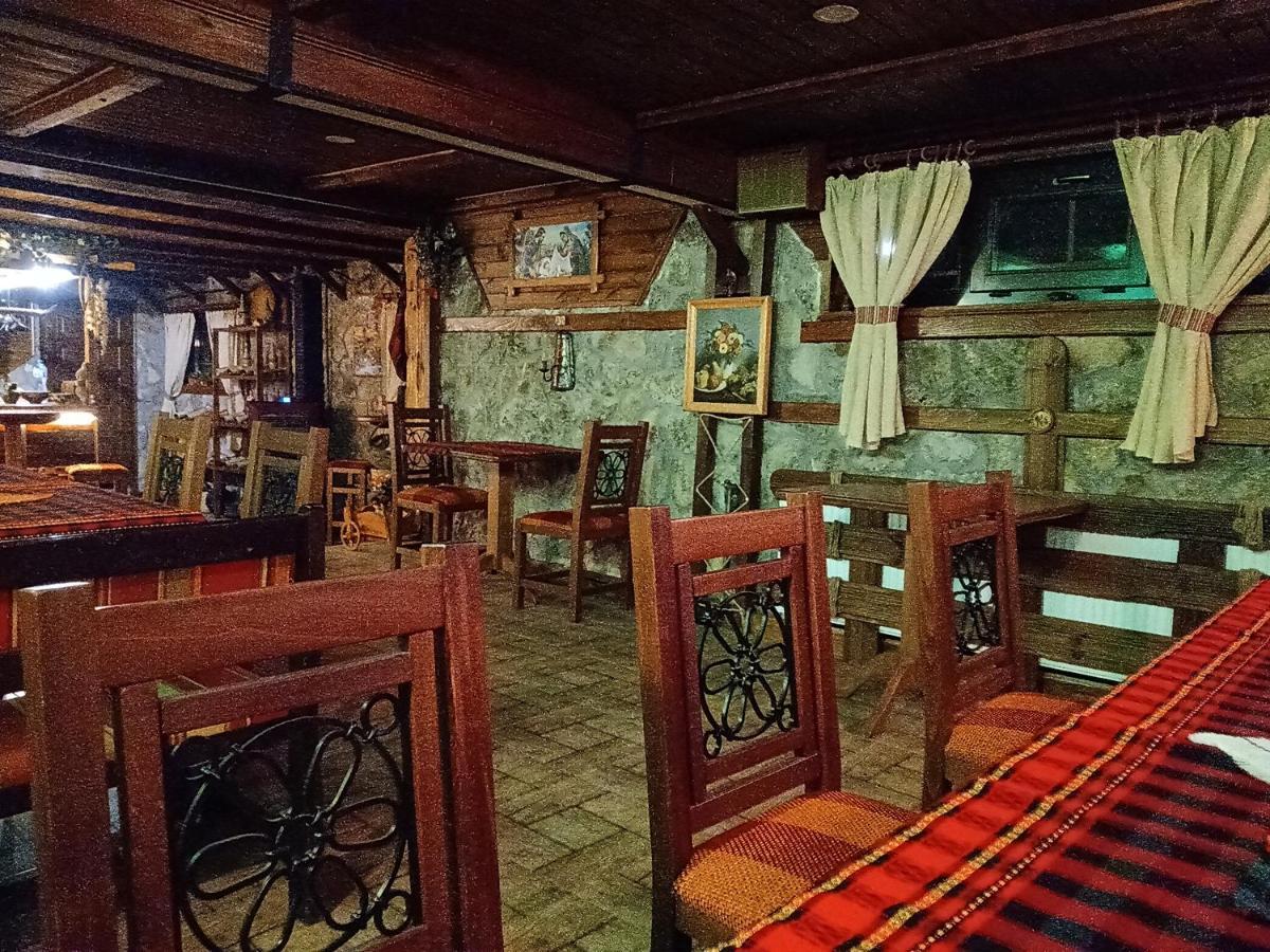Hotel Кръчмъ При Байката Alpin Ribarica Esterno foto