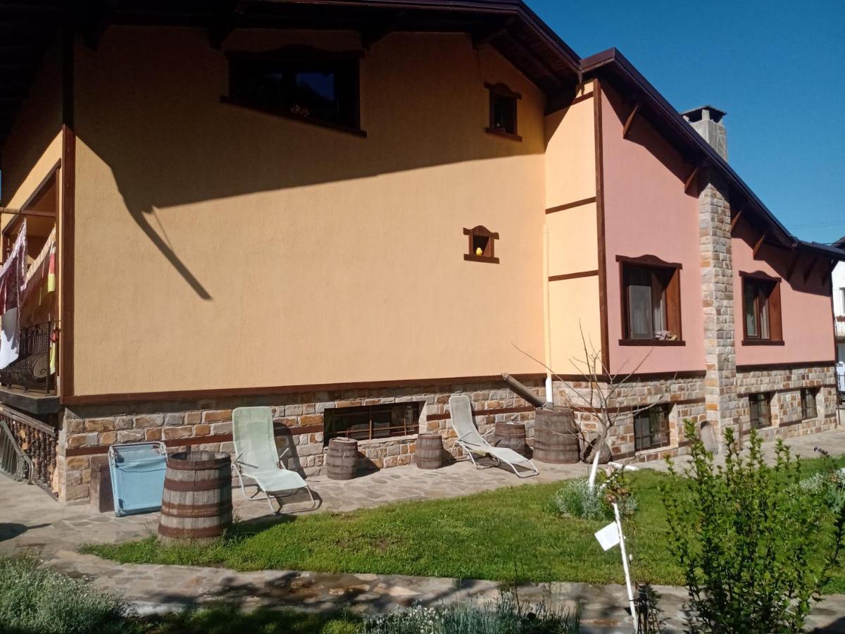 Hotel Кръчмъ При Байката Alpin Ribarica Esterno foto