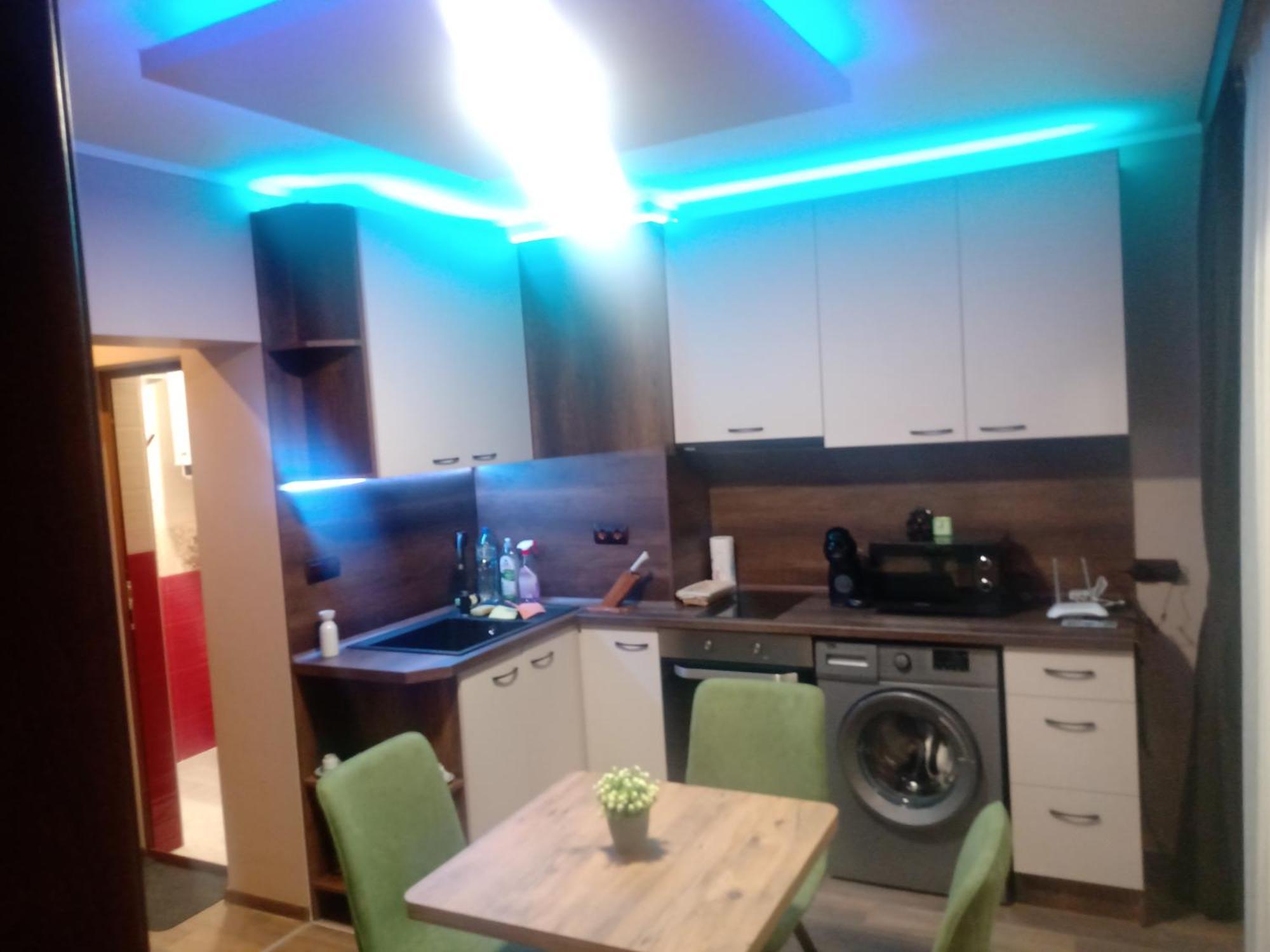 Hotel Кръчмъ При Байката Alpin Ribarica Esterno foto